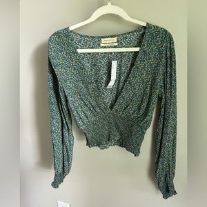 Urban Outfitters | Green Floral Crop Top